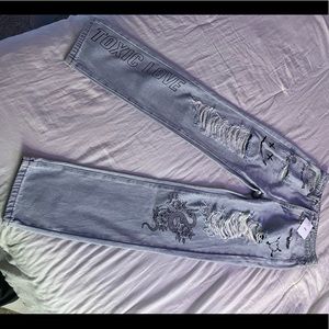 Size Medium Toxic Adika Jeans